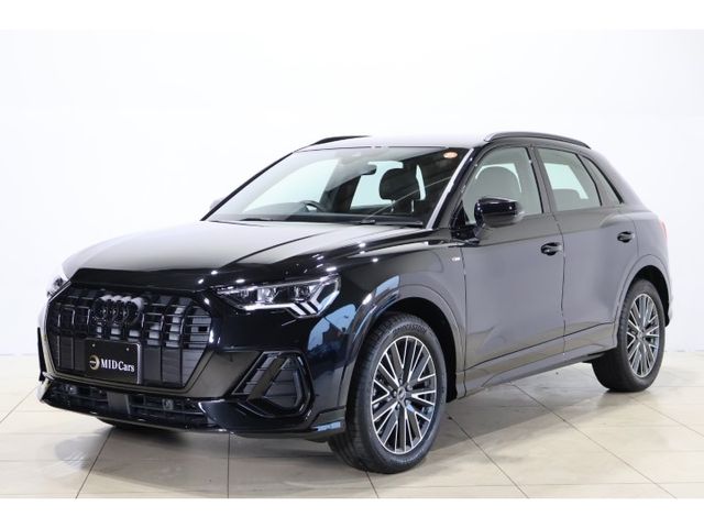 AUDI / AUDI Q3
