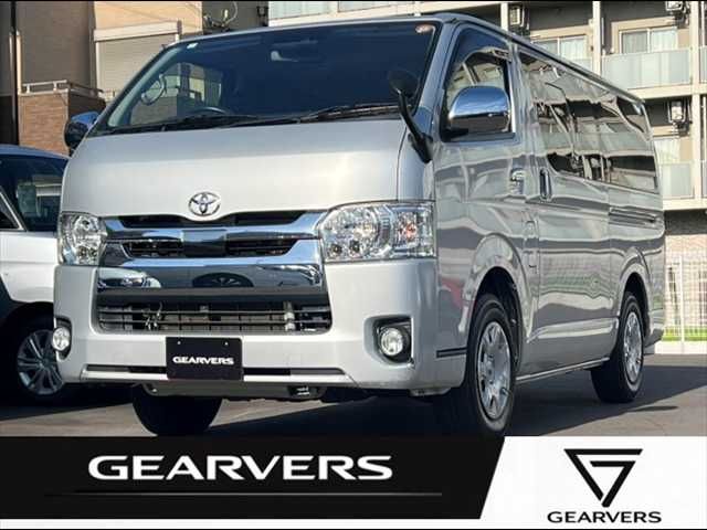 TOYOTA / REGIUSACE van 2WD