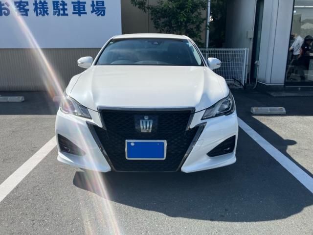 TOYOTA / CROWN sedan hybrid