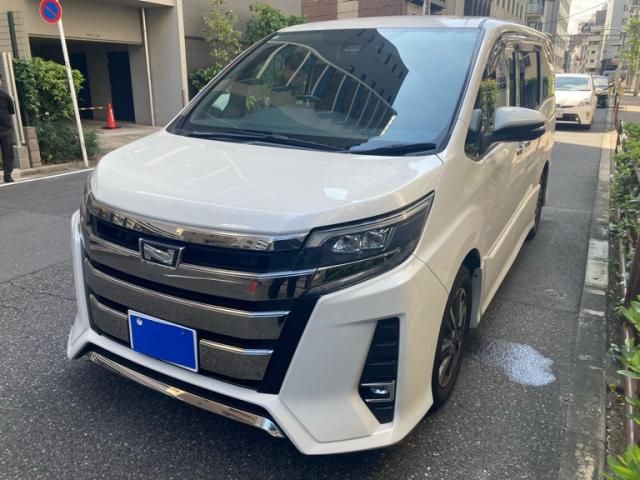 TOYOTA / NOAH