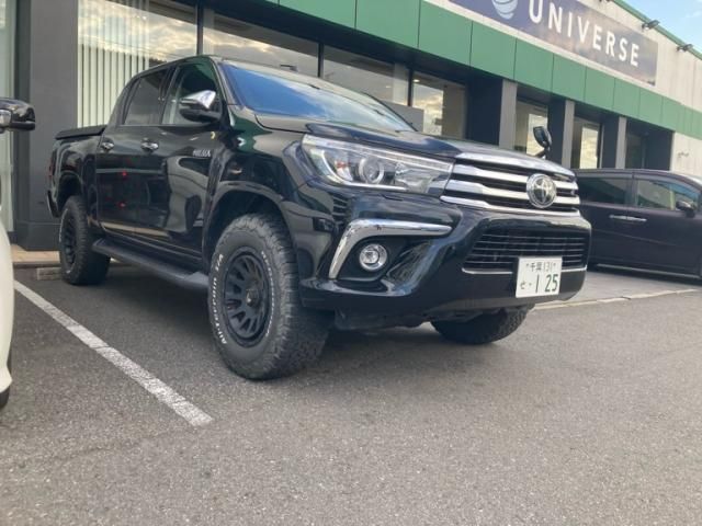 TOYOTA / ハイラックストラック４Ｄ