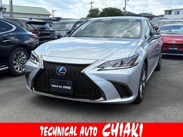 TOYOTA / LEXUS ES300h