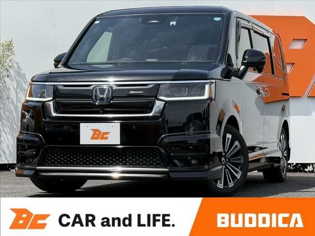 Japanese used car Ref# 1666077 HONDA / STEPWAGON SPADA