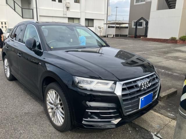 AUDI / AUDI Q5