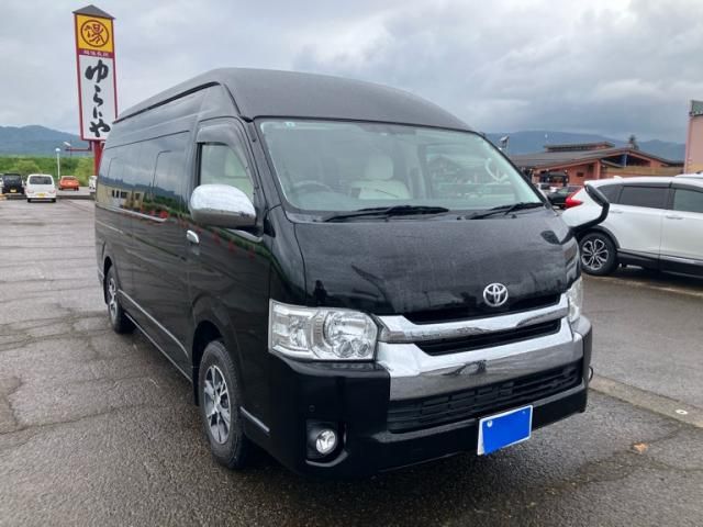 TOYOTA / HIACE van 4WD
