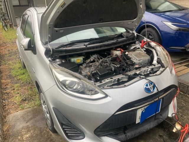 TOYOTA / AQUA