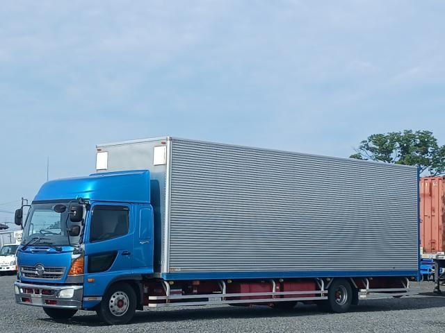 Japanese used car Ref# 1666421 HINO / RANGER
