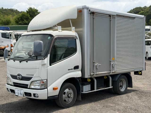 Japanese used car Ref# 1666430 HINO / DUTRO