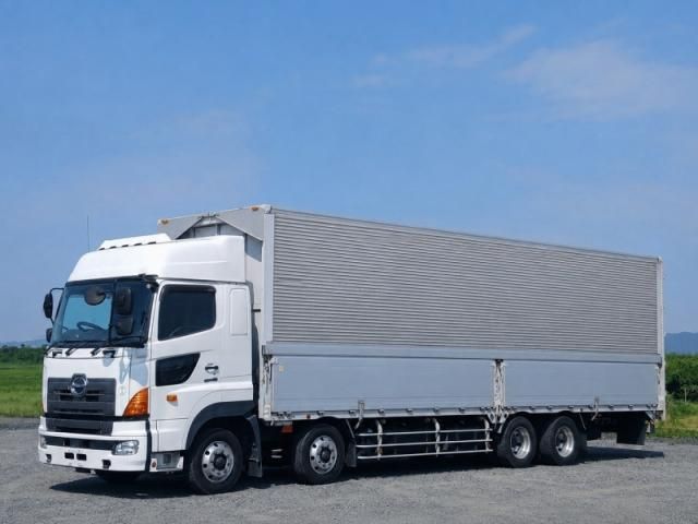 Japanese used car Ref# 1666586 HINO / PROFIA
