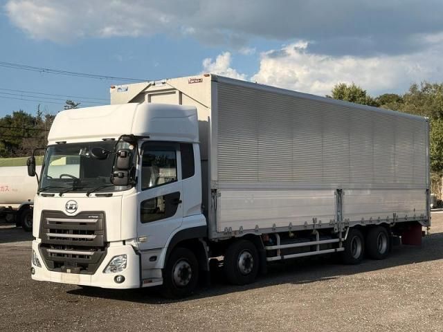 NISSAN DIESEL / Quon