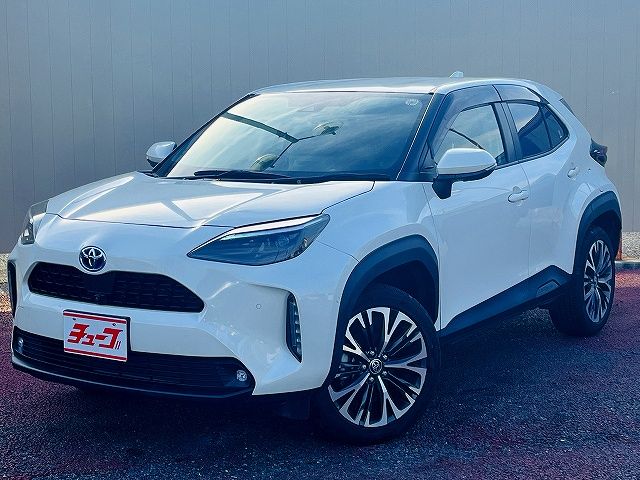 TOYOTA / YARIS CROSS HYBRID