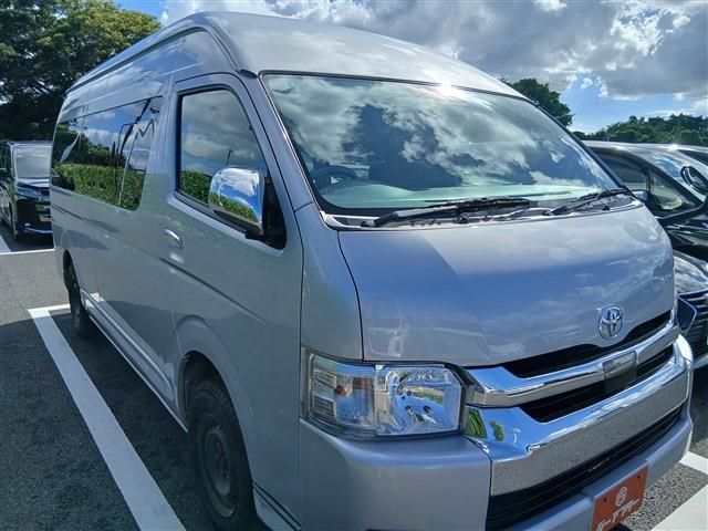 TOYOTA / HIACE wagon 4WD