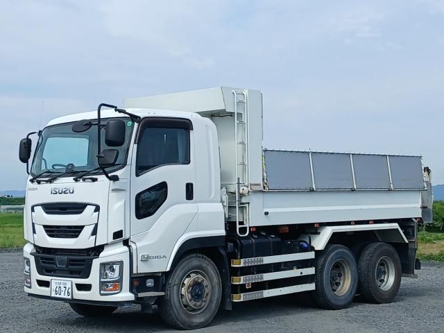 Japanese used car Ref# 1666779 ISUZU / GIGA