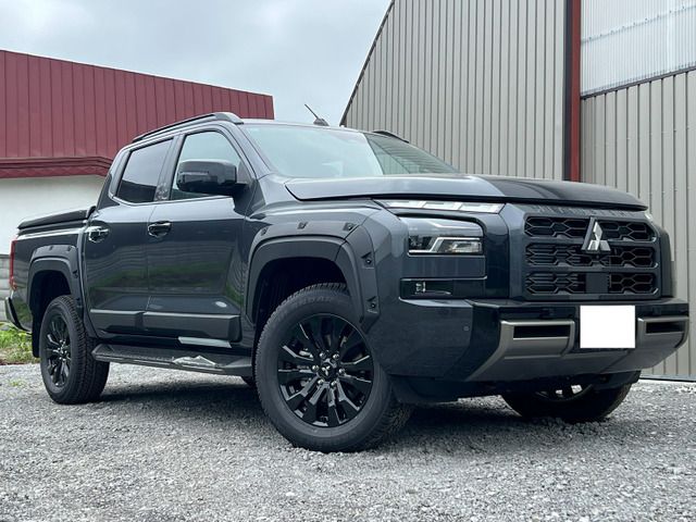 MITSUBISHI / TRITON