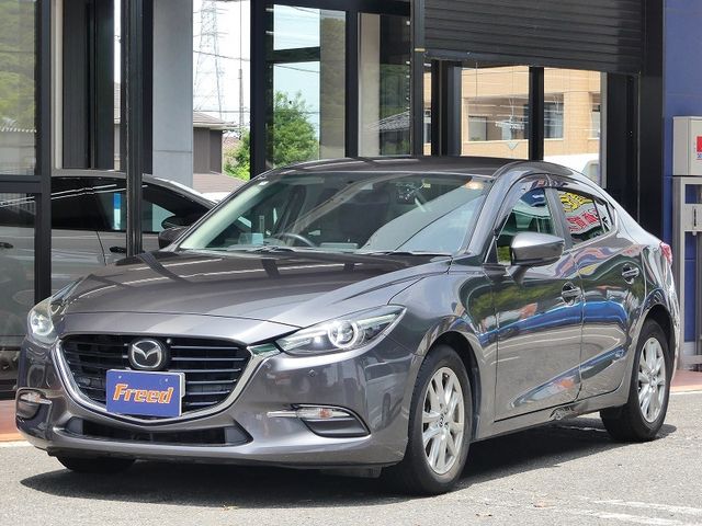 MAZDA / AXELA sedan