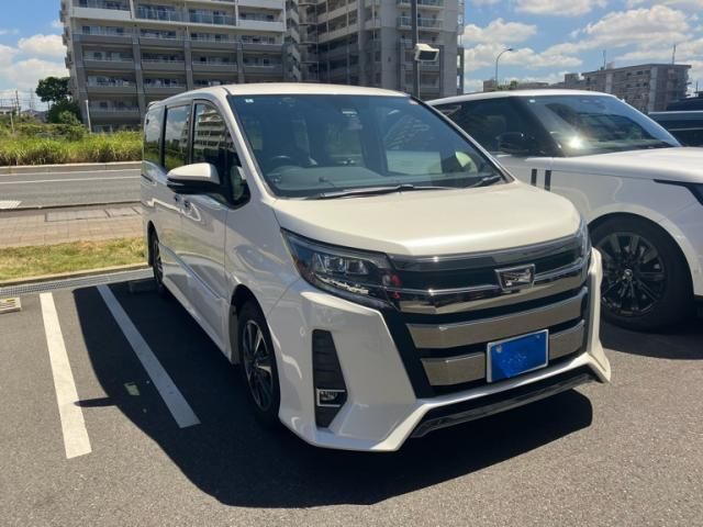 Japanese used car Ref# 1667339 TOYOTA / NOAH
