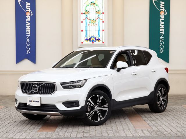 VOLVO / VOLVO XC40