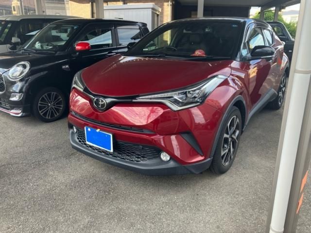 TOYOTA / C-HR 4WD