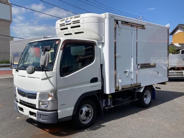 MITSUBISHI / CANTER