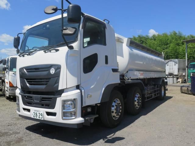 ISUZU / GIGA