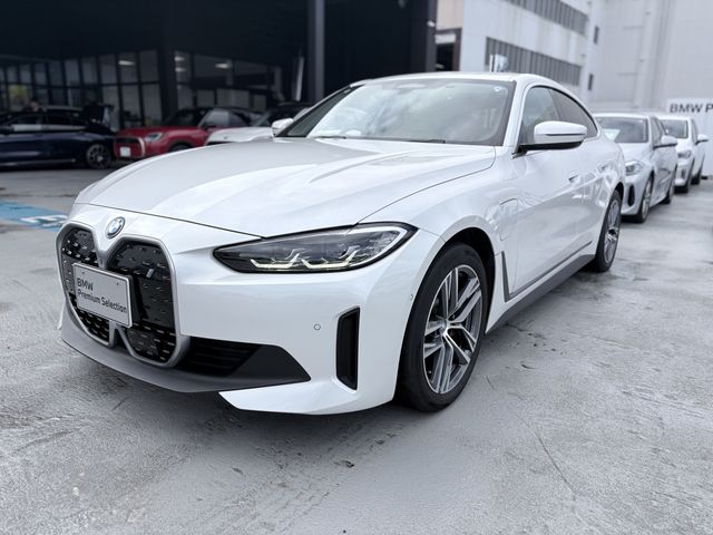 BMW / BMW i4