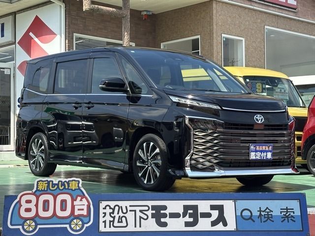 TOYOTA / VOXY HYBRID