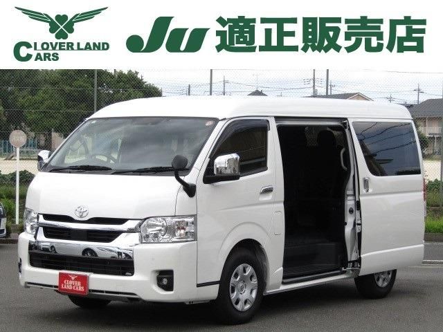 TOYOTA / HIACE wagon