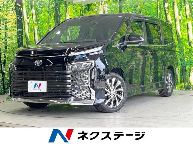 TOYOTA / VOXY