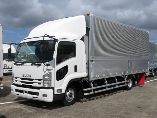 Japanese used car Ref# 1668680 ISUZU / FORWARD