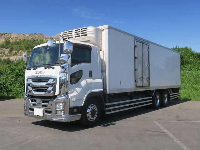 ISUZU / GIGA