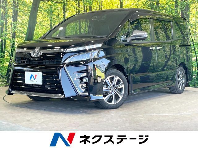 TOYOTA / VOXY