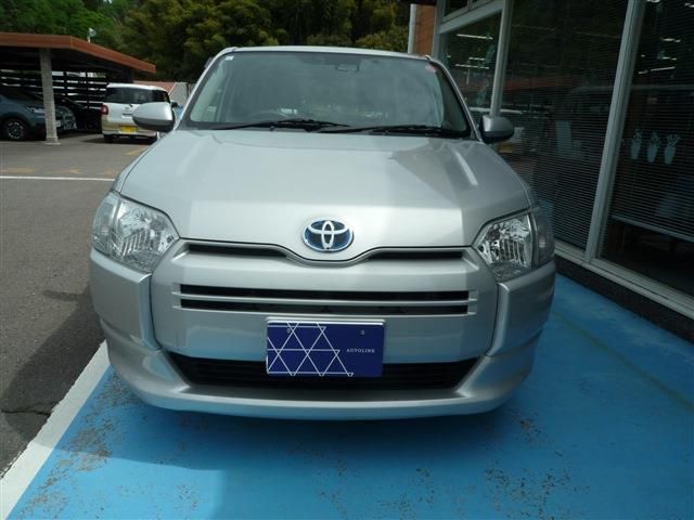 TOYOTA / PROBOX van HYBRID