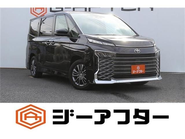 TOYOTA / VOXY