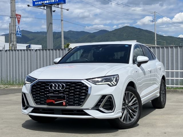 AUDI / AUDI Q3 SPORTBACK