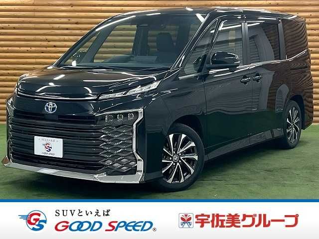 TOYOTA / VOXY HYBRID