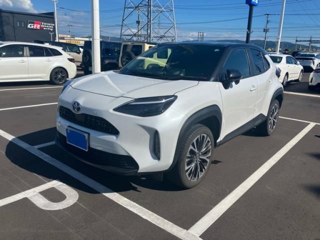 TOYOTA / YARIS CROSS