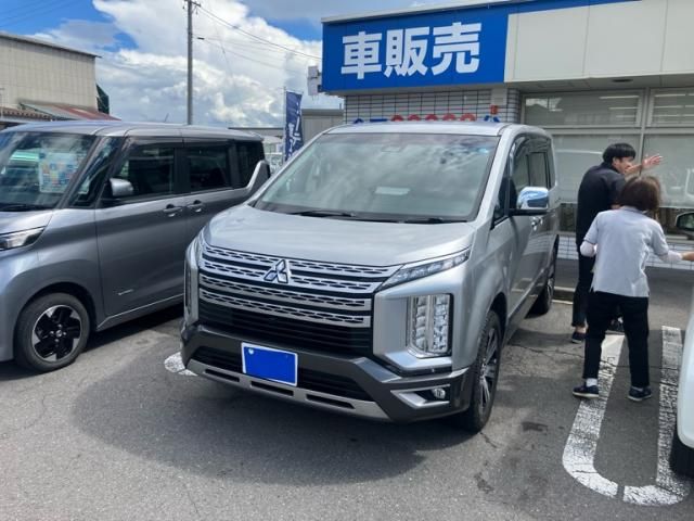 MITSUBISHI / DELICA D:5 4WD