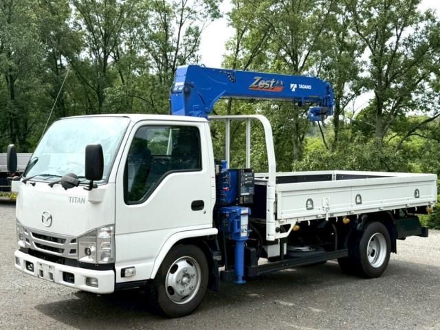 MAZDA / TITAN