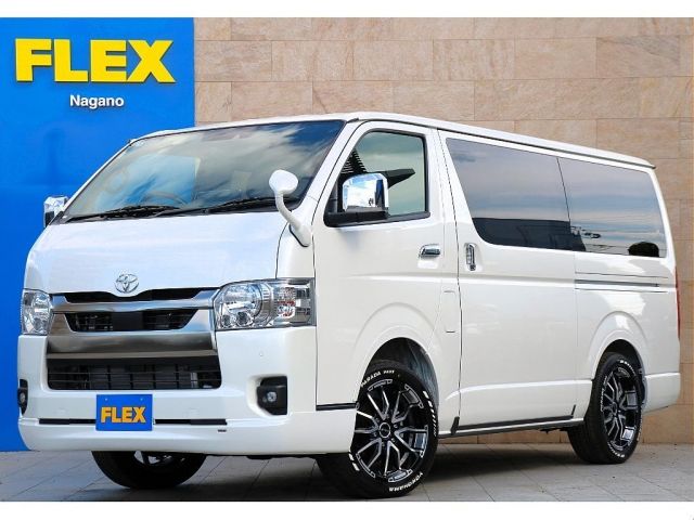 TOYOTA / HIACE van 4WD