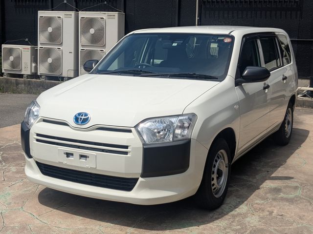 TOYOTA / PROBOX van HYBRID