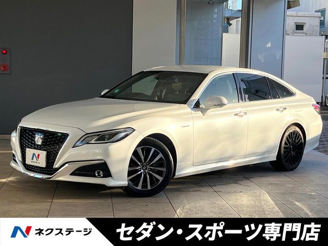 TOYOTA / CROWN sedan hybrid
