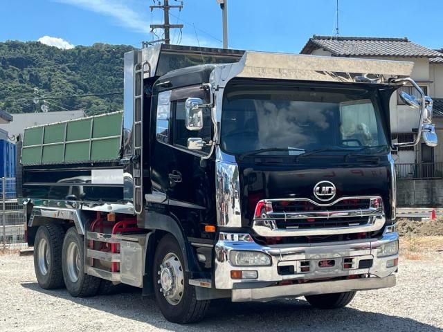 NISSAN DIESEL / Quon
