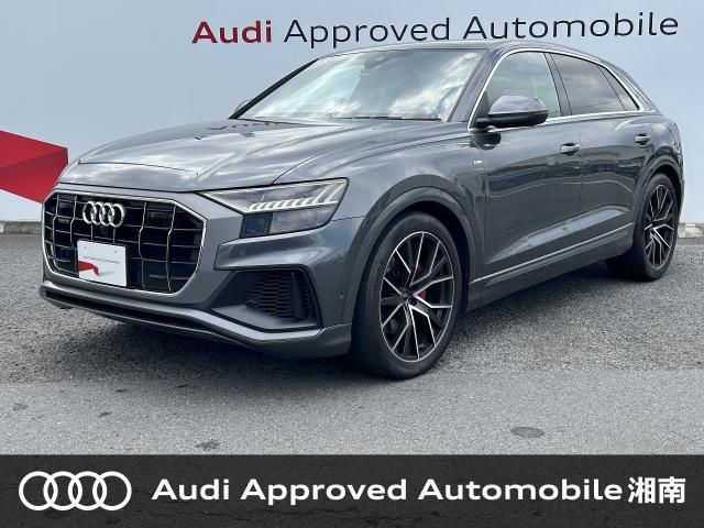 AUDI / AUDI Q8