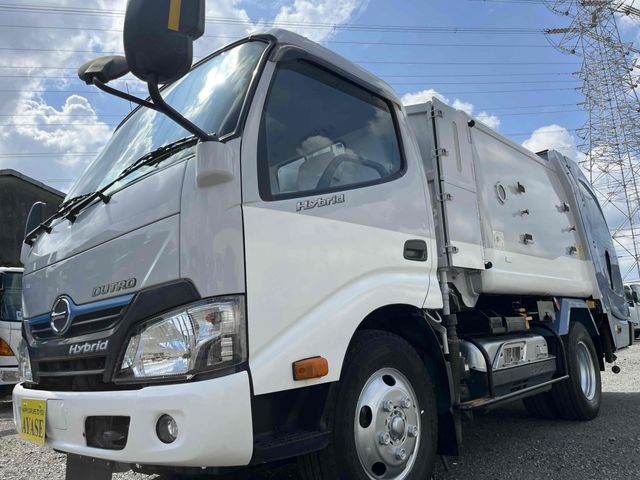 HINO / DUTRO