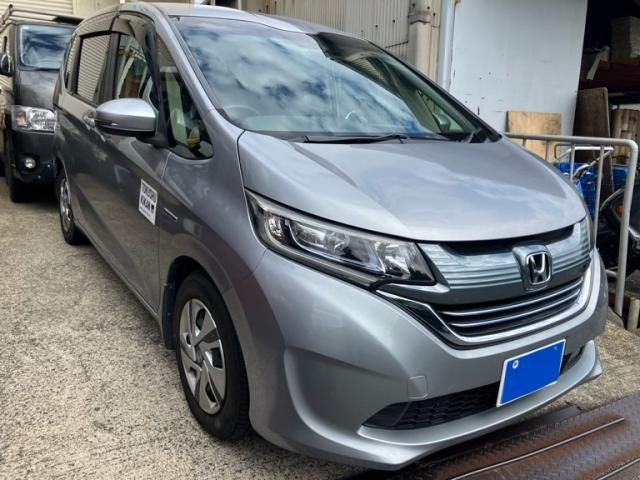 HONDA / フリードプラスハイブリッド