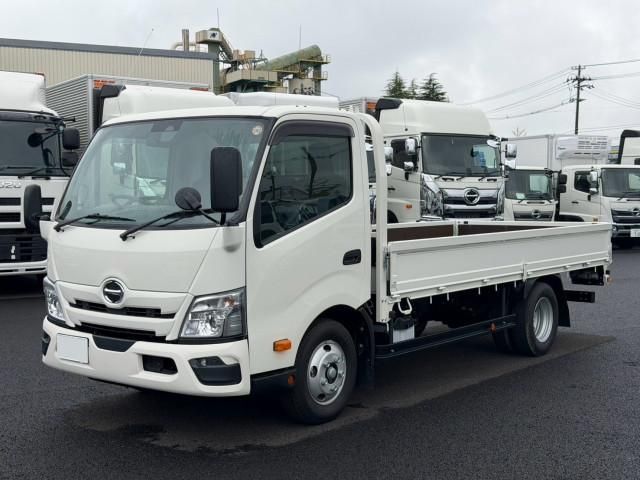 Japanese used car Ref# 1670690 HINO / DUTRO