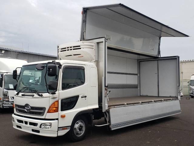 Japanese used car Ref# 1670697 HINO / RANGER