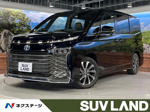 TOYOTA / VOXY HYBRID