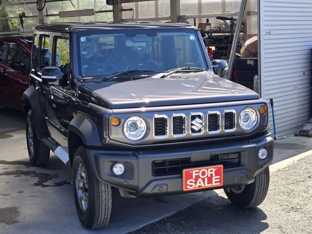 SUZUKI / JIMNY NOMADE