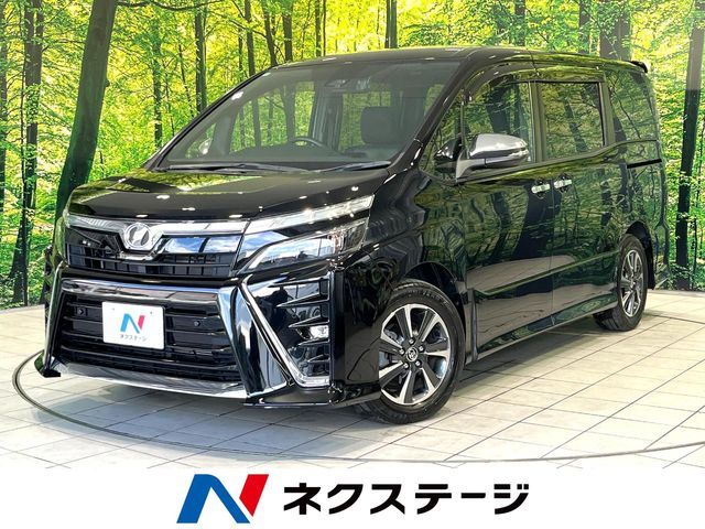 TOYOTA / VOXY